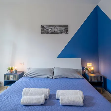 - 2min To And Station - Free Park And Wifi Apartment