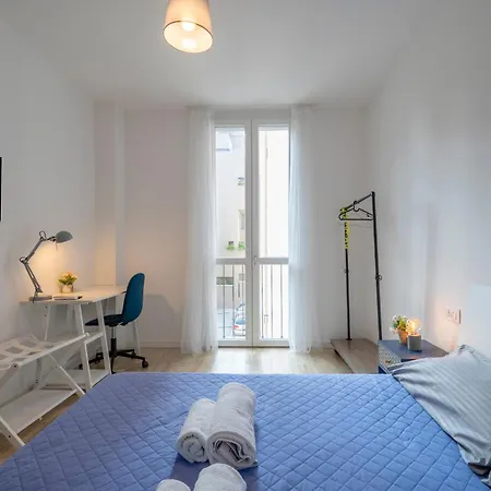 Apartment - 2min To And Station - Free Park And Wifi Lecco