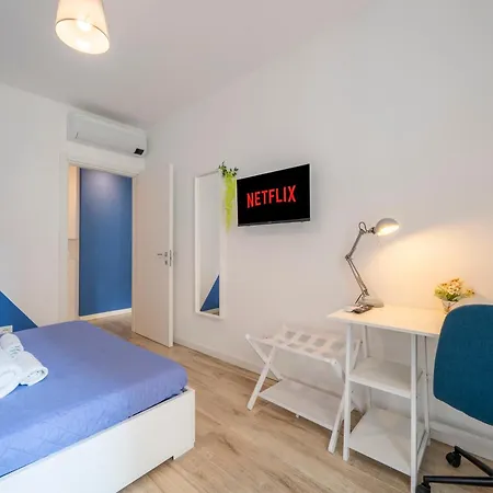 - 2min To And Station - Free Park And Wifi Apartment Lecco