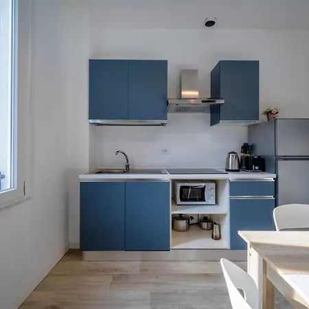 - 2min To And Station - Free Park And Wifi Apartment *