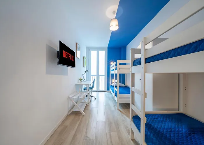- 2min To And Station - Free Park And Wifi Apartment *